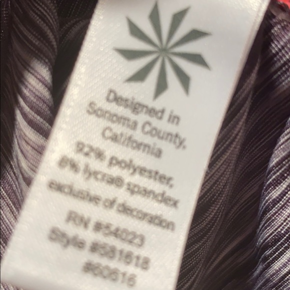 COPY - ATHLETA WOMEN Sports top - Picture 5 of 9